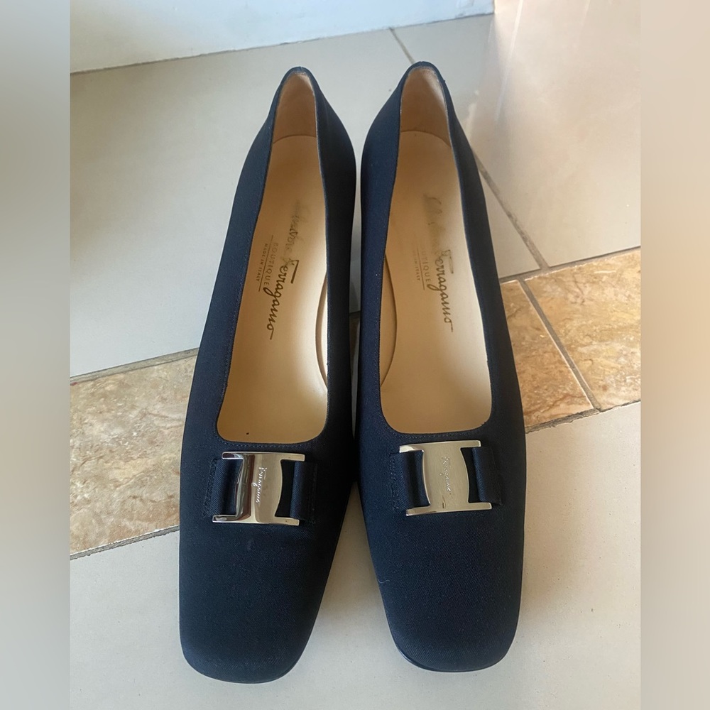 SALVATORE FERRAGAMO Black Fabric Classic Signature